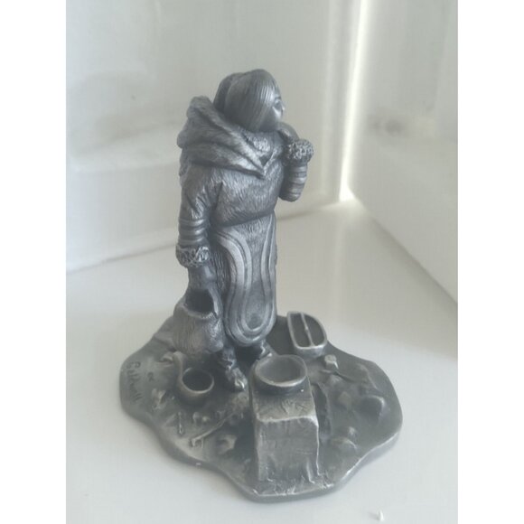 Franklin Mint People of Canada Pewter Figurine The Eskimo Woman 1976 - Picture 9 of 12